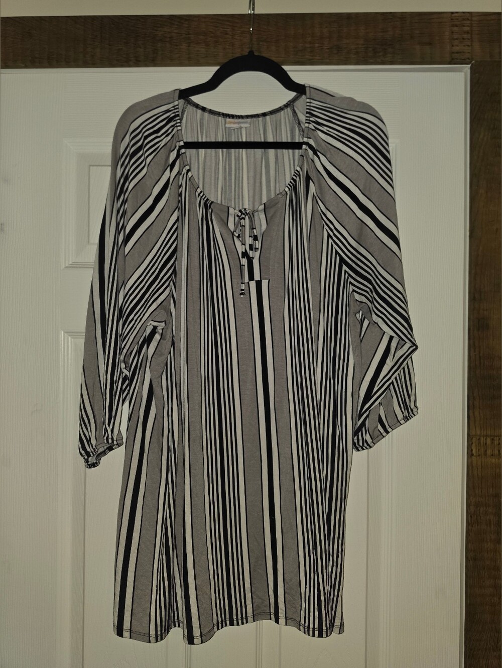 Women's Black & White Striped Tunic Top